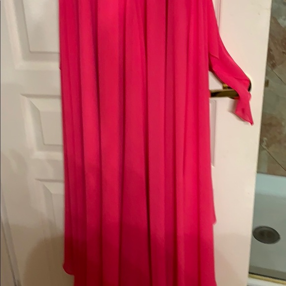 Dress - Picture 5 of 5